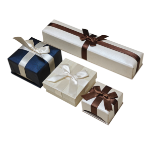 Exquisite Paper Jewelry Gift Box for Necklaces and Rings